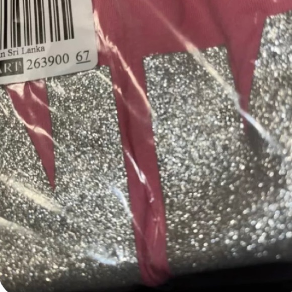 Victoria Secret Pink L,XL,XXL Bling Short Sleeved Campus
Tee New VS NWT 😍😎🤩 - Picture 5 of 13